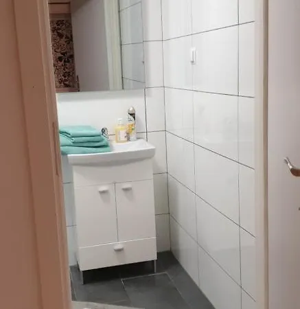 5 Apartment *