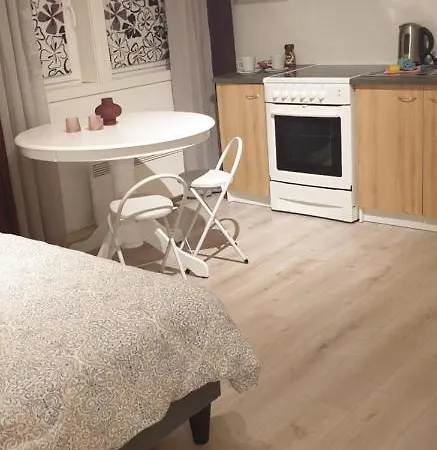 5 Apartment *