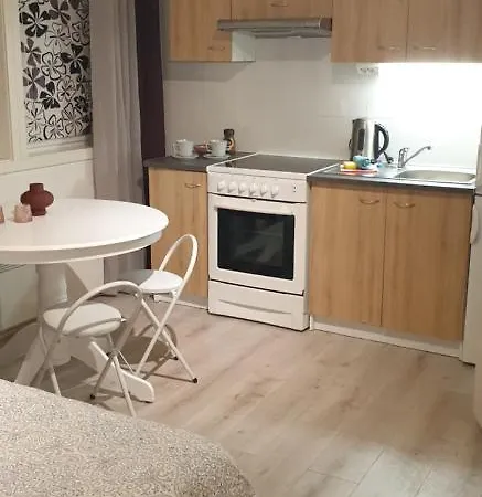 Apartment 5 *